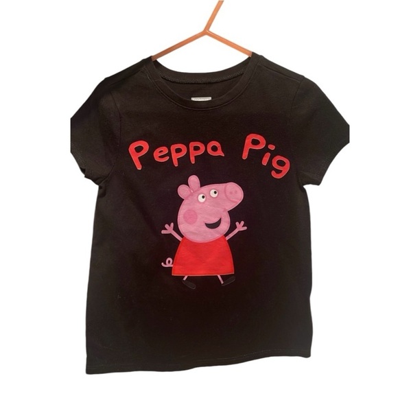 5 for $25‎ Peppa Pig T-Shirt size 5T - Picture 1 of 4
